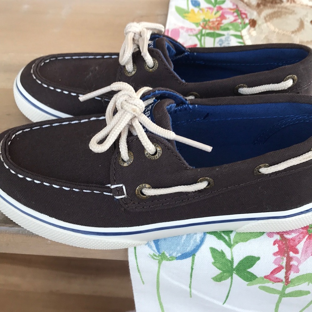 Brand new, never worn little boys Halyard Sperrys